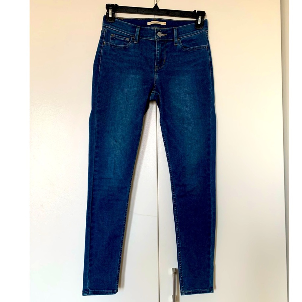 Levi’s 710 Super Skinny Jeans